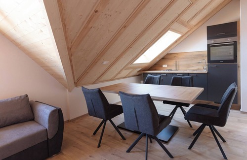 Dettingen an der Erms Apartment | New vacation apartment in the heart of Dettingen with balcony