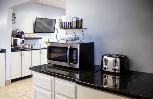 Sioux City Hotel | New Victorian Inn & Suites in Sioux City, IA