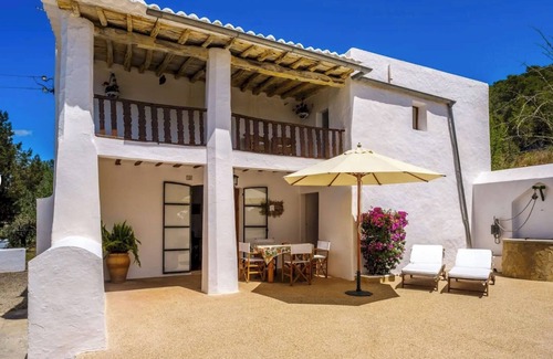 Sant Carles de Peralta Villa | New! Villa Can Mariano
