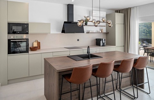 Tugare Villa | NEW Villa Carmen with 5 en-suite bedrooms