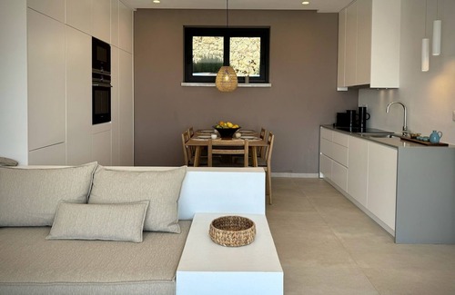 Mariou Villa | [NEW] Villa Noush, majestic view, infinity pool, Adults Only