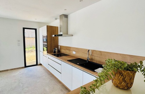 Rosieres Villa | New villa with swimming pool in Rosieres Ardèche 10 pers max