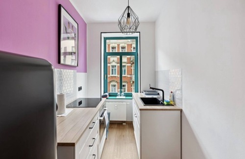 Leipziger Vorstadt Apartment | NEW/VINTAGE CHIC APARTMENT