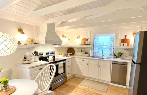 Surf City Cottage | New VRBO listing - Amazing Two Bedroom Topsail Island Cottage ~ Walk Everywhere!
