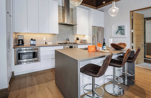 Avon House | New! Walk to Avon | On Eagle River | Air Conditioning | Pool + Hot Tub