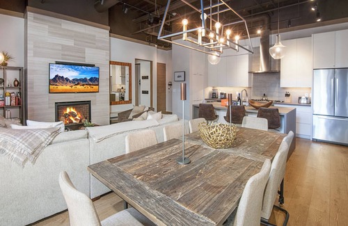 Avon House | New! Walk to Avon | On Eagle River | Air Conditioning | Pool + Hot Tub