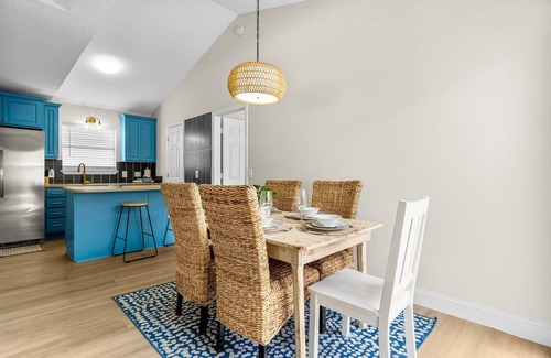 Holiday Beach House | NEW! Walk to Beach 3 Blocks, Big Private Backyard, Firepit, Bunks, Sofa sleeper