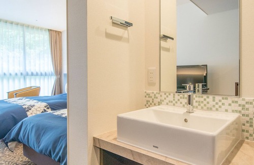 Miyakami House | New Welcity Yugawara