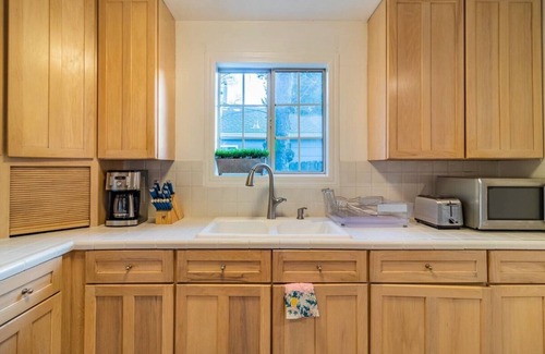 Ukiah House | *NEW! Well-Appointed Ukiah 3 beds , 2 baths Home