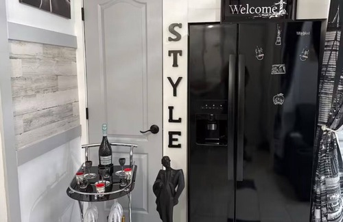 West New York Apartment | New York Style