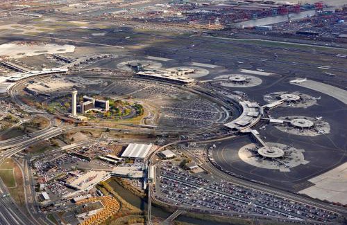 Newark Hotel | Newark Liberty International Airport Marriott