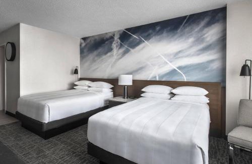 Newark Hotel | Newark Liberty International Airport Marriott
