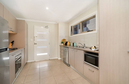 Birmingham Gardens Apartment | Newcastle Short Stay Apartments - Birmingham Garden Townhouses