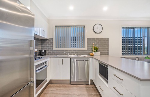 Birmingham Gardens Apartment | Newcastle Short Stay Apartments - Birmingham Garden Townhouses
