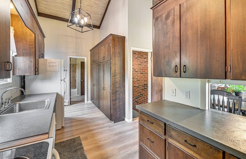 Essex County House | Newcomb Retreat w/Mountain Views & Fire Pit!