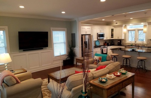 Normandy Beach House | Newer Construction-Bring your whole family and relax!
