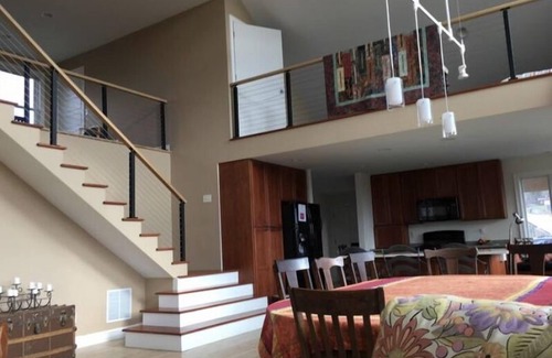 Ithaca House | Newer house for quiet groups, great views near Cornell and Ithaca downtown, 6-11
