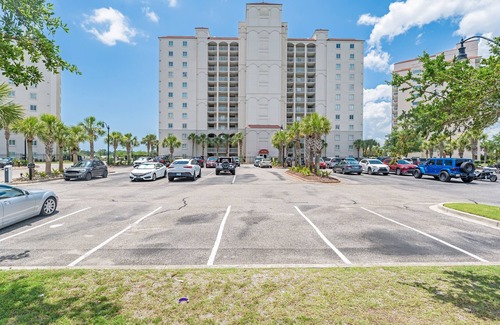 North Myrtle Beach Condo | Newly Added, Barefoot Yacht Club, Saltwater Pools!
