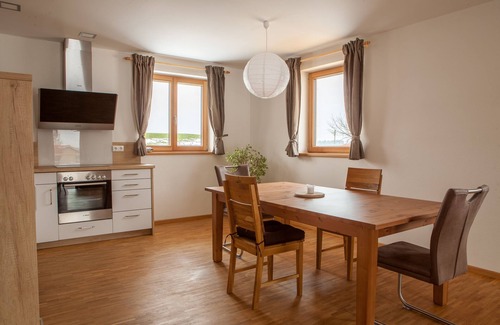 Rueckholz House | Newly built comfortable apartment with roof terrace