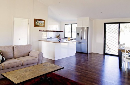 Dalcouth House | Newly Built Country Homestead
