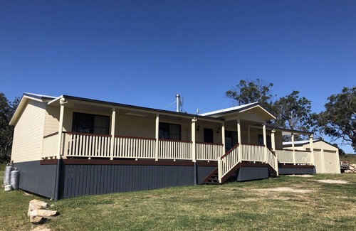 Dalcouth House | Newly Built Country Homestead