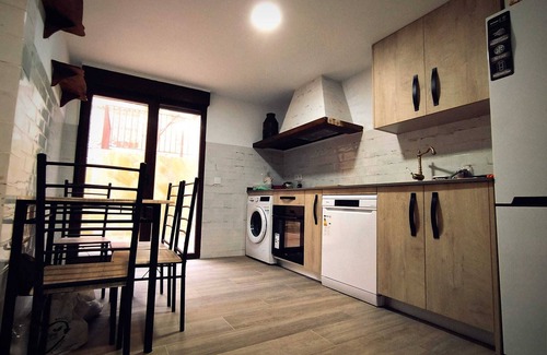 Hueva Cottage | Newly built country house. With a heated pool! In a magical setting