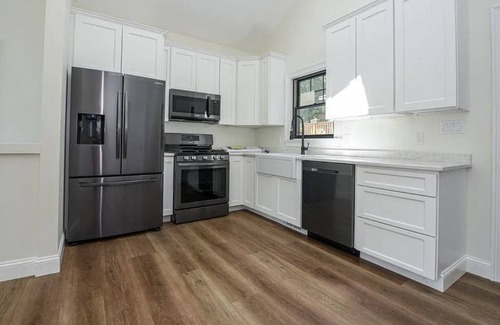 Saratoga Springs House | Newly Built Lakefront Home - Less than 5 minutes to the track!