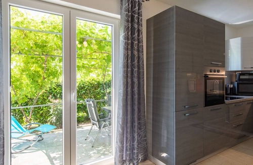 Jurandvor Apartment | Newly decorated apartment with jacuzzi in Jurandvor, not far from Baška