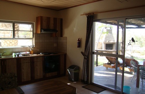 Usakos Apartment | NEWLY LISTED!Charming 1-bedroom apartment outside of Usakos, near the Spitzkoppe