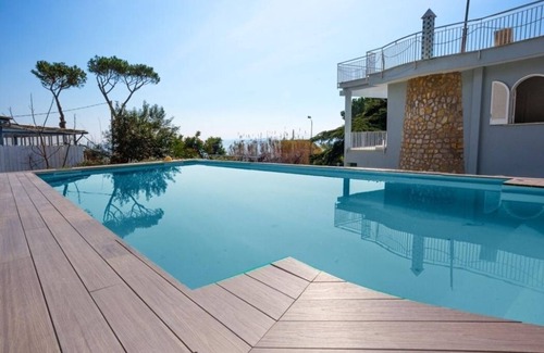 Marina del Cantone Villa | Newly refurbished eight-bedroom villa for up to 16 guests on the Amalfi Coast