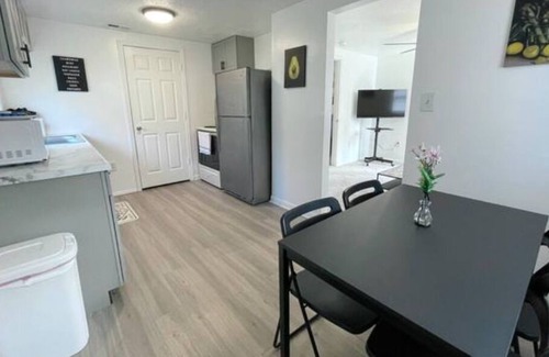 Franklin House | Newly Remodeled 1bd/1ba House in Franklin!
