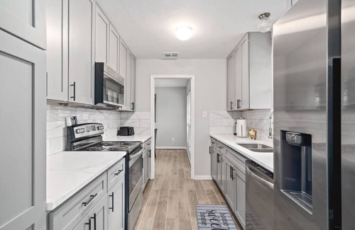 Denton House | Newly remodeled 4 Bedroom 3 full bath