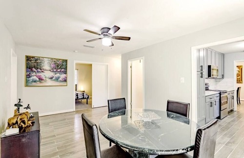 Denton House | Newly remodeled 4 Bedroom 3 full bath