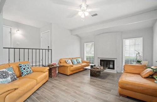 Southridge House | Newly remodeled 4 Bedroom 3 full bath