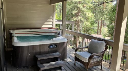 Round Hill Village House | Newly Remodeled 5 Bedroom Home With Hot Tub