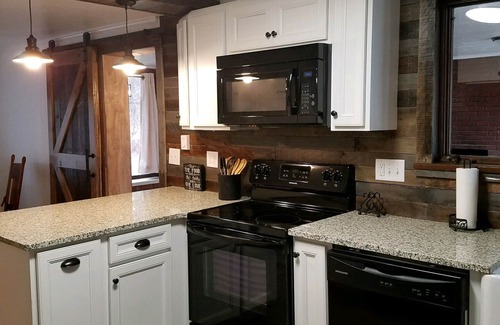 Somerset House | Newly Remodeled Farm House Style 4 Bedroom Home