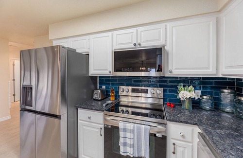 Oatmeal House | Newly Remodeled Home on 12 Acres in Betram, Tx