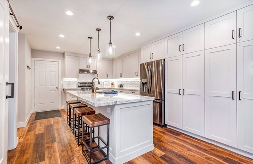 Cottonwood Heights House | Newly remodeled home w/arge private hot tub, fireplace, & nearby park