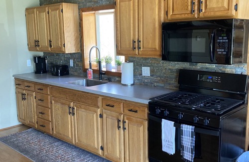 Sextonville Cabin | Newly remodeled log cabin next to beautiful Wisconsin River- Rivers Edge Cabin