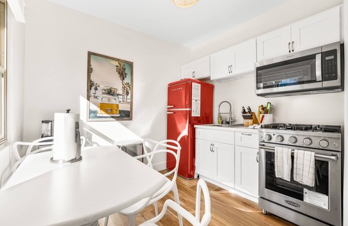 Crown Point House | Newly remodeled PB Home w/AC, King Beds - 2blocks2beach - Sleeps 24 - Parking