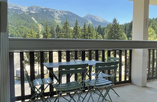Correncon-en-Vercors Apartment | Newly renovated and well-equipped 3-room apartment at the foot of the slopes