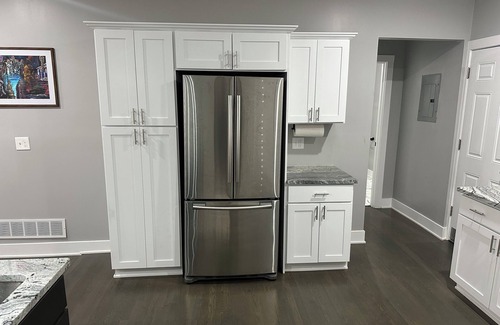 Detroit - Shoreway House | Newly renovated! 2b-2b dbl in Gordon Square, Cleveland! 5mins from downtown!