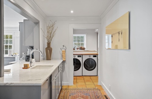 Quogue House | Newly Renovated 5-Bedroom Home South of Quogue Street
