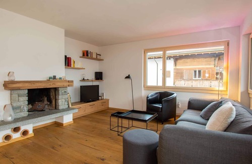 Adelboden Apartment | Newly renovated apartment in a quiet location, close to the village center.