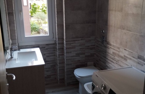 Greco House | Newly renovated apartment in serviced area