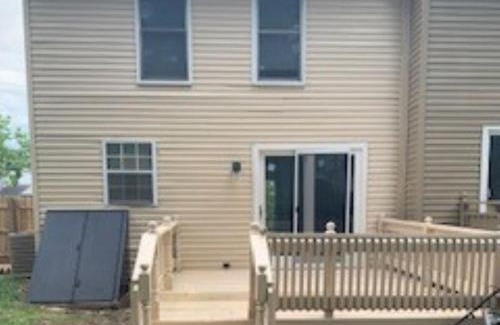 Seat Pleasant House | Newly Renovated Cozy 3 Bedroom 2 Bath Townhome Close to Commanders Stadium and 4 Metro Stations