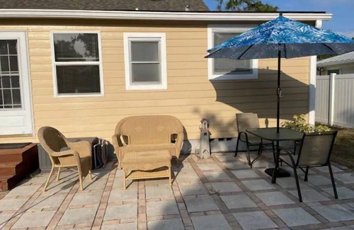 Indian Beach Sapphire Shores House | Newly Renovated Classic Bungalow
