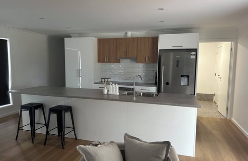 Wright House | Newly Renovated Coastal Retreat