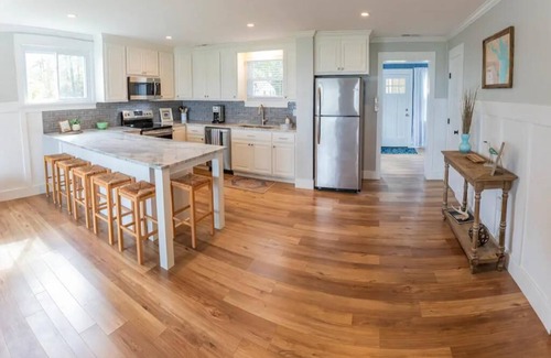 Urbanna House | Newly renovated cottage on the Rappahannock!