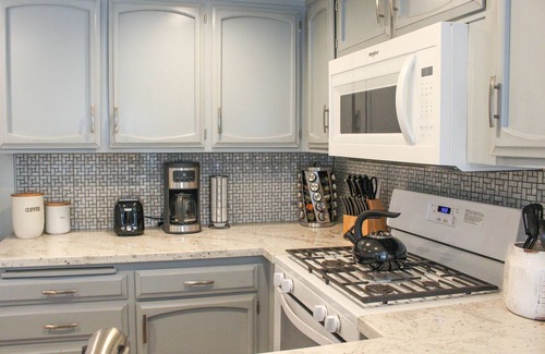 Visalia Condo | Newly Renovated! Cozy Condo in Quiet & Safe Neighborhood Near Sequoia Park